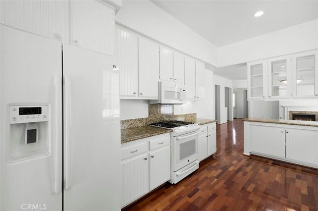 80 Winslow, Irvine, CA 92620