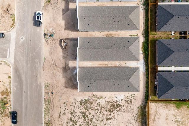 2809 E Hayes Avenue, Alton, TX 78573