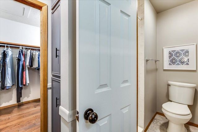 1313 E Briarwood Rd, Derby, KS 67037