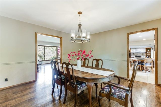 1313 E Briarwood Rd, Derby, KS 67037