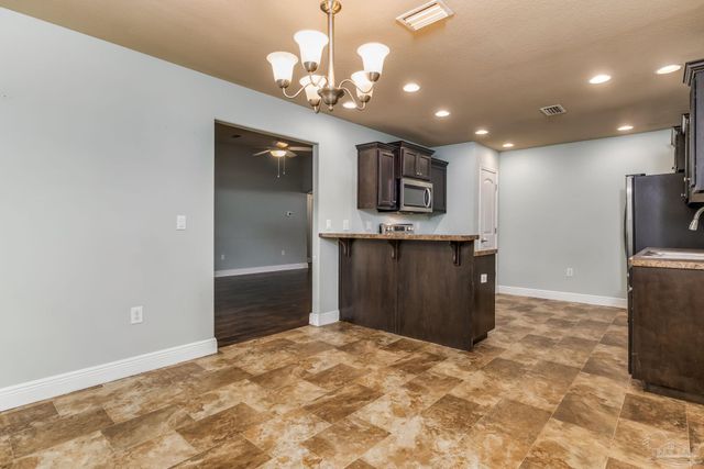 5566 Maggie Rose Cir, Milton, FL 32570