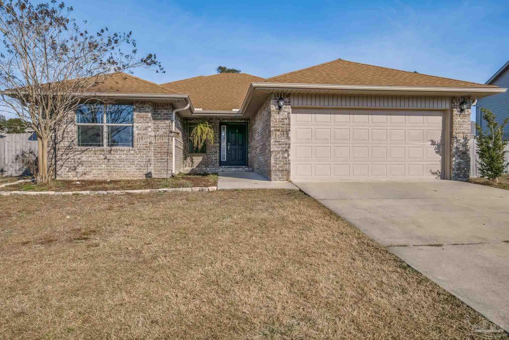 5566 Maggie Rose Cir, Milton, FL 32570