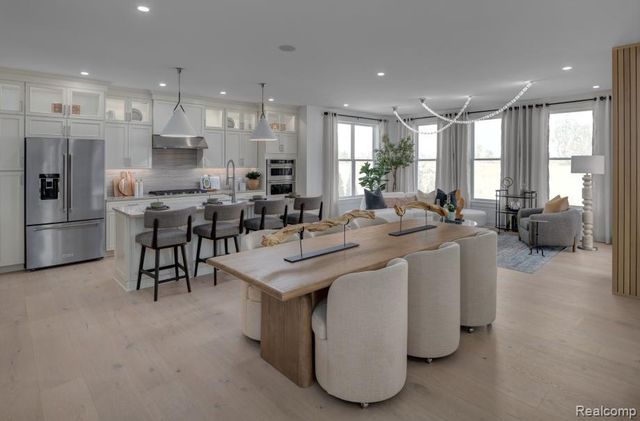 5151 Poppydrew Lane, Pittsfield Charter Township, MI 48108