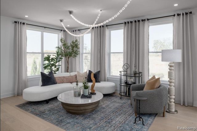 5151 Poppydrew Lane, Pittsfield Charter Township, MI 48108