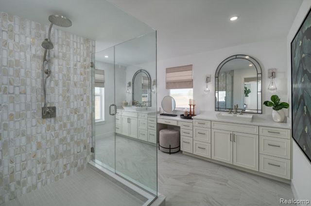 5151 Poppydrew Lane, Pittsfield Charter Township, MI 48108