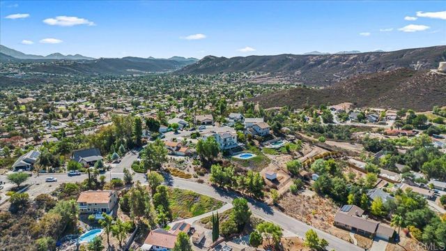 24144 St Helena Court, Ramona, CA 92065