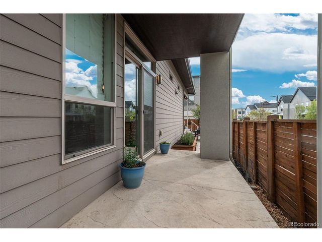 8825 E 55th Ave, Denver, CO 80238