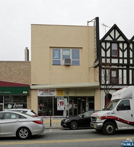 665 Anderson Avenue 3rd FL, Cliffside Park, NJ 07010