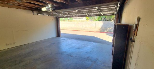 1735 W Santa Ana Avenue, Fresno, CA 93705