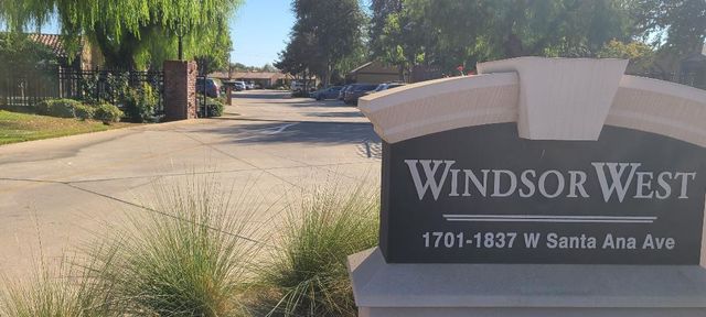 1735 W Santa Ana Avenue, Fresno, CA 93705