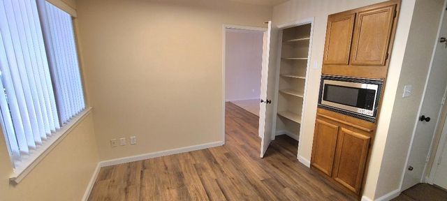1735 W Santa Ana Avenue, Fresno, CA 93705