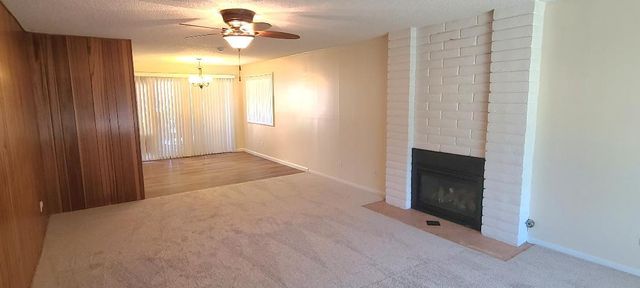 1735 W Santa Ana Avenue, Fresno, CA 93705
