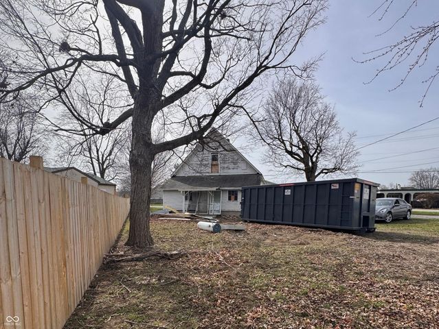 11950 E 65th Street, Indianapolis, IN 46236