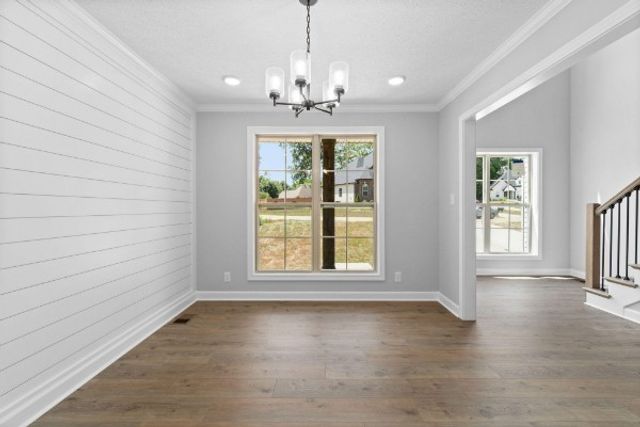 329 Wesson Dr, Clarksville, TN 37043