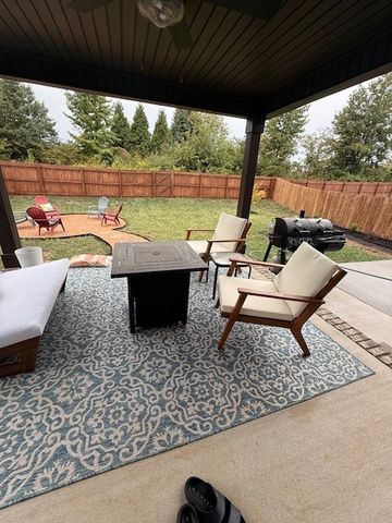 329 Wesson Dr, Clarksville, TN 37043