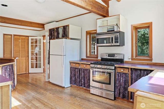 1763 Center Road, Lopez Island, WA 98261