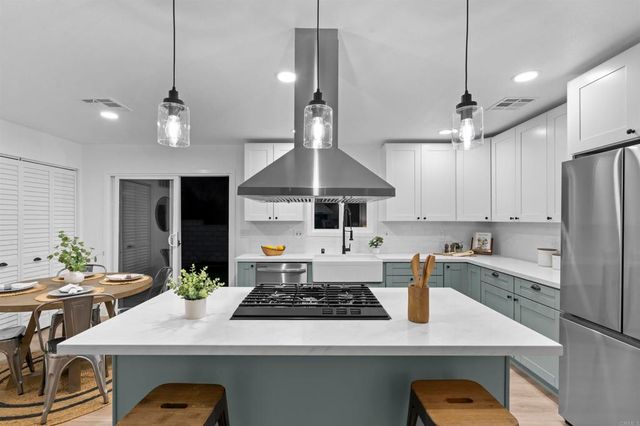 893 Galopago Street, Spring Valley, CA 91977