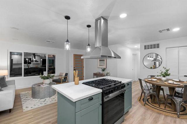 893 Galopago Street, Spring Valley, CA 91977