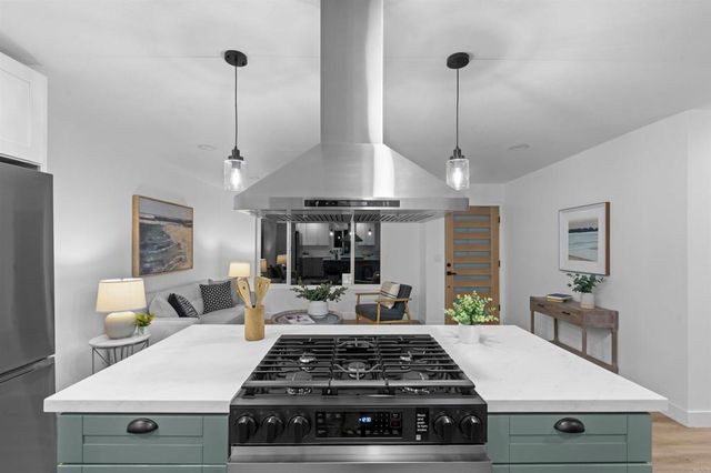 893 Galopago Street, Spring Valley, CA 91977