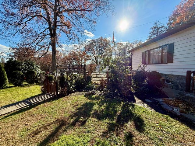 14-16 Glen Hill, Dover Plains, NY 12522