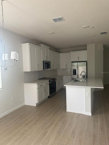 564 POTHOS STREET, Apopka, FL 32703