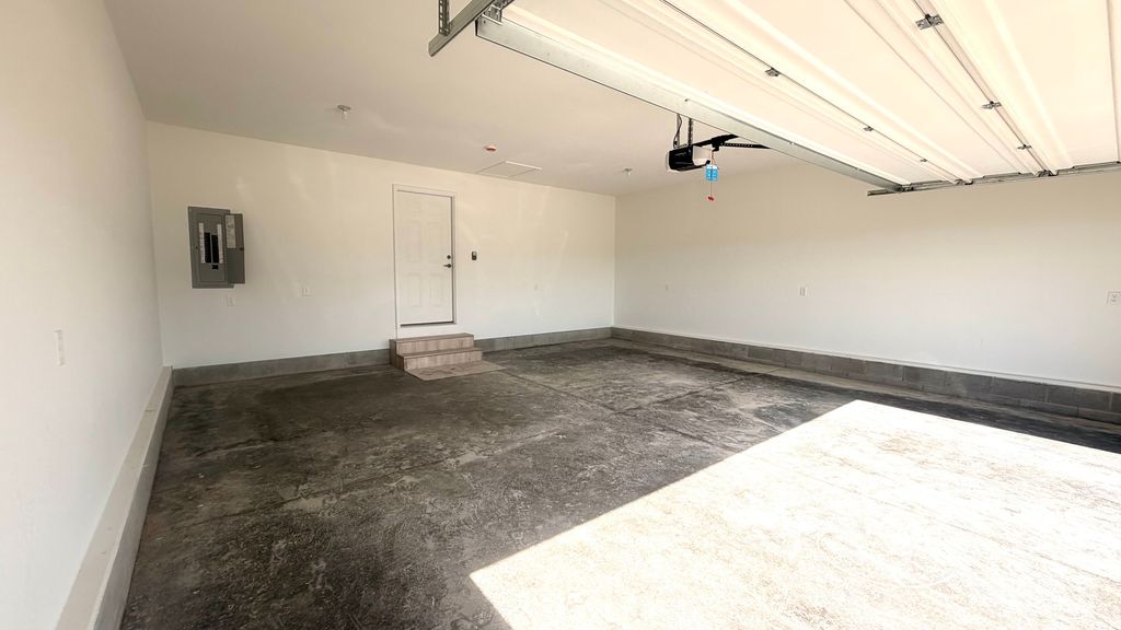 Image 13 of property listing at 768 Fulton Drive, Centralia, IL 62801