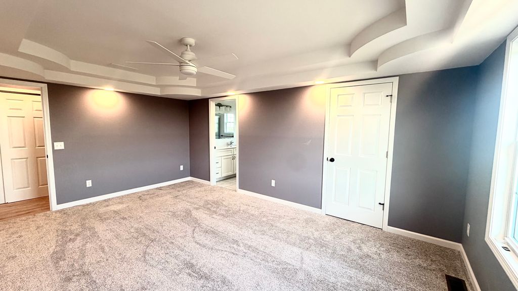 Image 7 of property listing at 768 Fulton Drive, Centralia, IL 62801