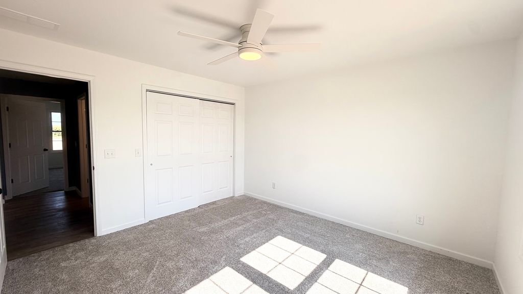 Image 10 of property listing at 768 Fulton Drive, Centralia, IL 62801