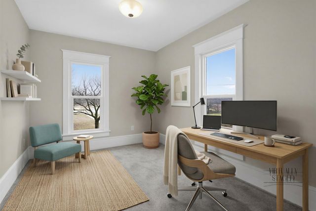 427 Iowa St Street, Waterloo, IA 50703