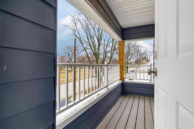 427 Iowa St Street, Waterloo, IA 50703