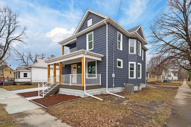 427 Iowa St Street, Waterloo, IA 50703