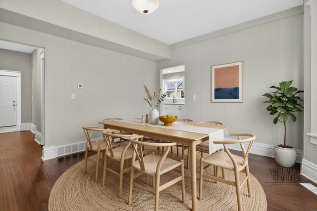 427 Iowa St Street, Waterloo, IA 50703