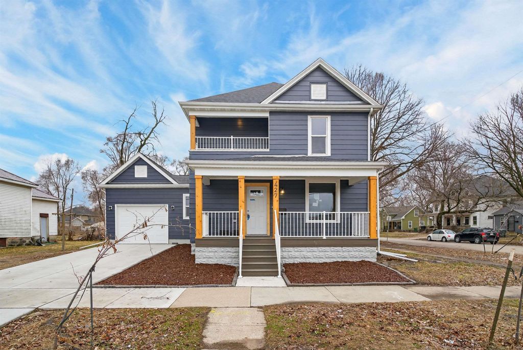 427 Iowa St Street, Waterloo, IA 50703