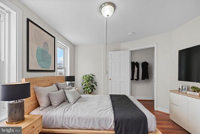 118 E SPRINGER ST, Philadelphia, PA 19119