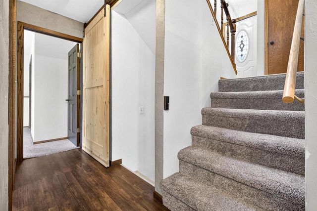 1378 INVERNESS LANE, Neenah, WI 54956