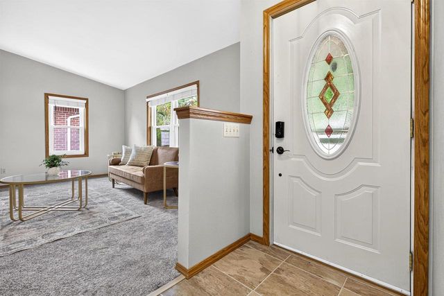 1378 INVERNESS LANE, Neenah, WI 54956