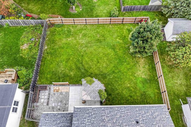 1378 INVERNESS LANE, Neenah, WI 54956