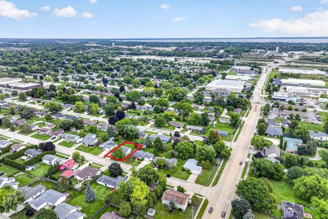 1378 INVERNESS LANE, Neenah, WI 54956