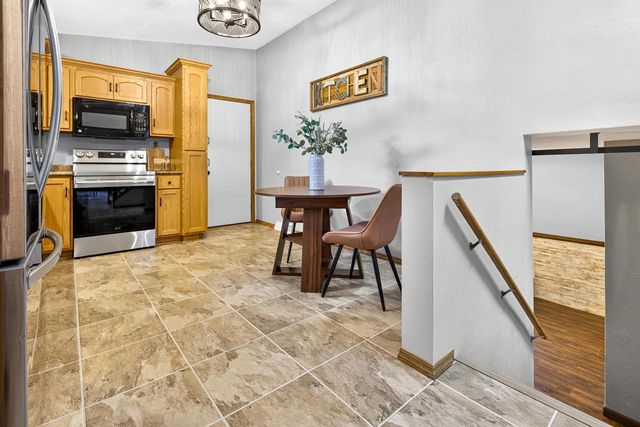 1378 INVERNESS LANE, Neenah, WI 54956
