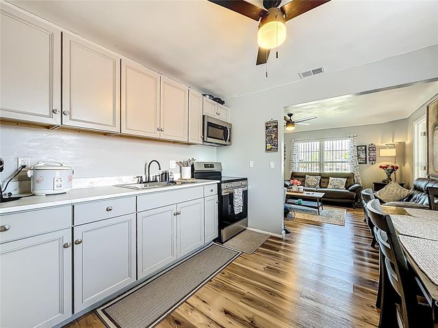 150 83RD AVENUE N, St Petersburg, FL 33702