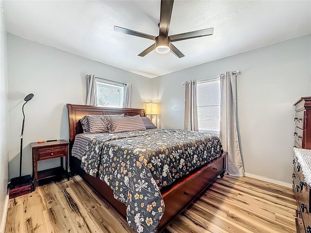 150 83RD AVENUE N, St Petersburg, FL 33702