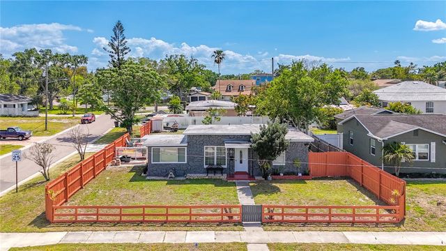 150 83RD AVENUE N, St Petersburg, FL 33702