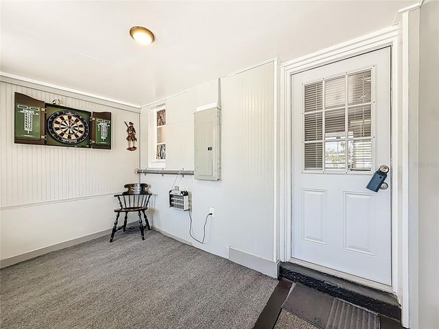 150 83RD AVENUE N, St Petersburg, FL 33702