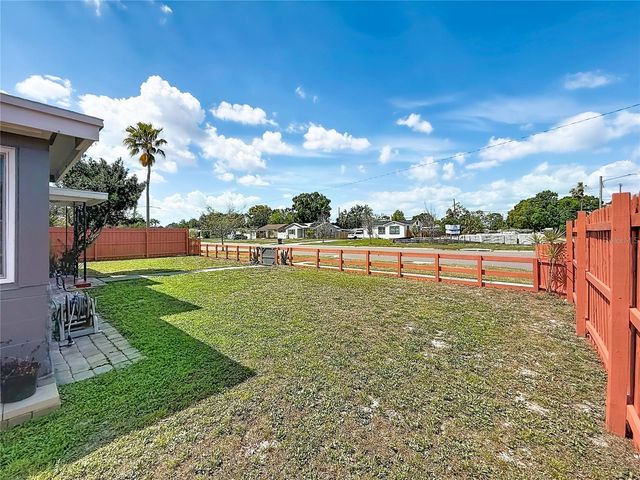 150 83RD AVENUE N, St Petersburg, FL 33702