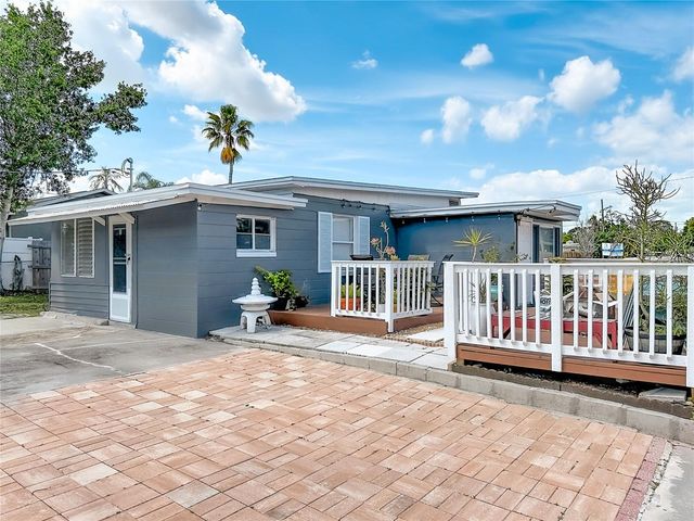 150 83RD AVENUE N, St Petersburg, FL 33702