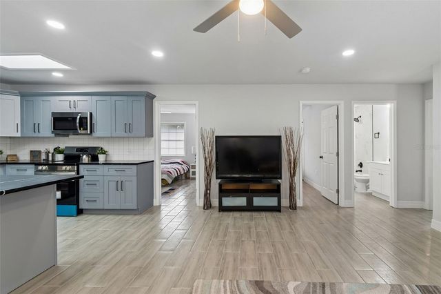 3600 38TH AVENUE E, Bradenton, FL 34208