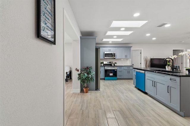 3600 38TH AVENUE E, Bradenton, FL 34208