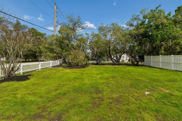 3600 38TH AVENUE E, Bradenton, FL 34208