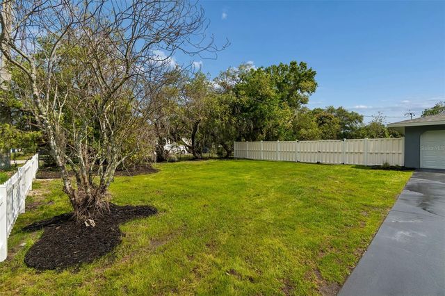 3600 38TH AVENUE E, Bradenton, FL 34208