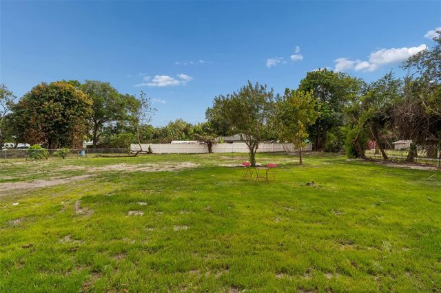 3600 38TH AVENUE E, Bradenton, FL 34208